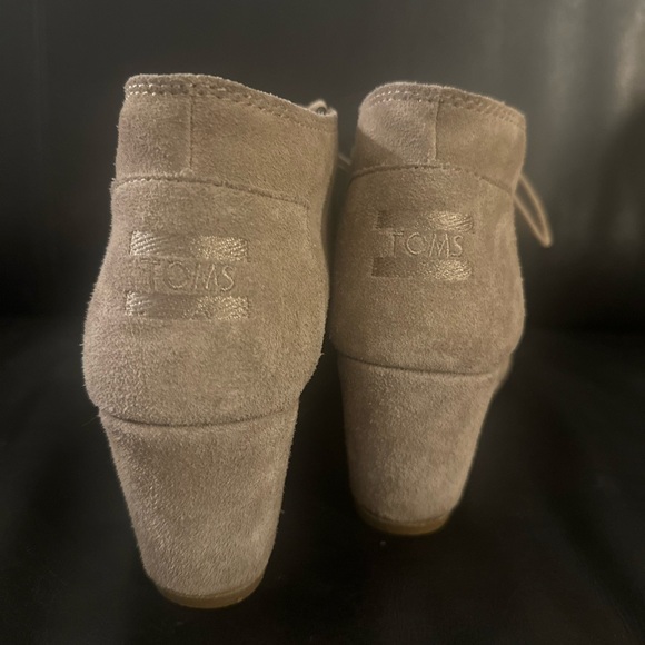 Toms Shoes - TOMS Taupe Suede Wedges (Women’s 7.5)